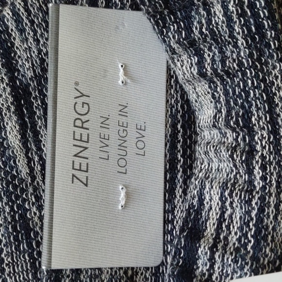 Chico's Zenergy pants - Picture 2 of 7